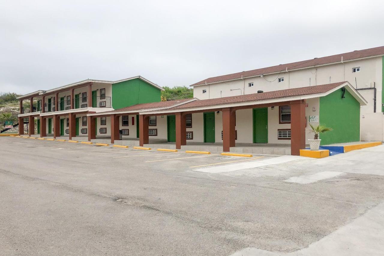 Capital O Palms Hotel, Acuna Ciudad Acuña Exterior foto